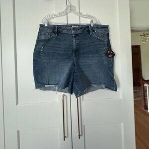 Ava and Viv high-rise denim shorts 7 inch inseam